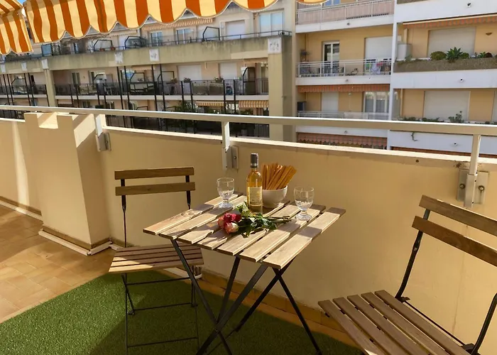 Camille Joli Clim Centre Apartman *